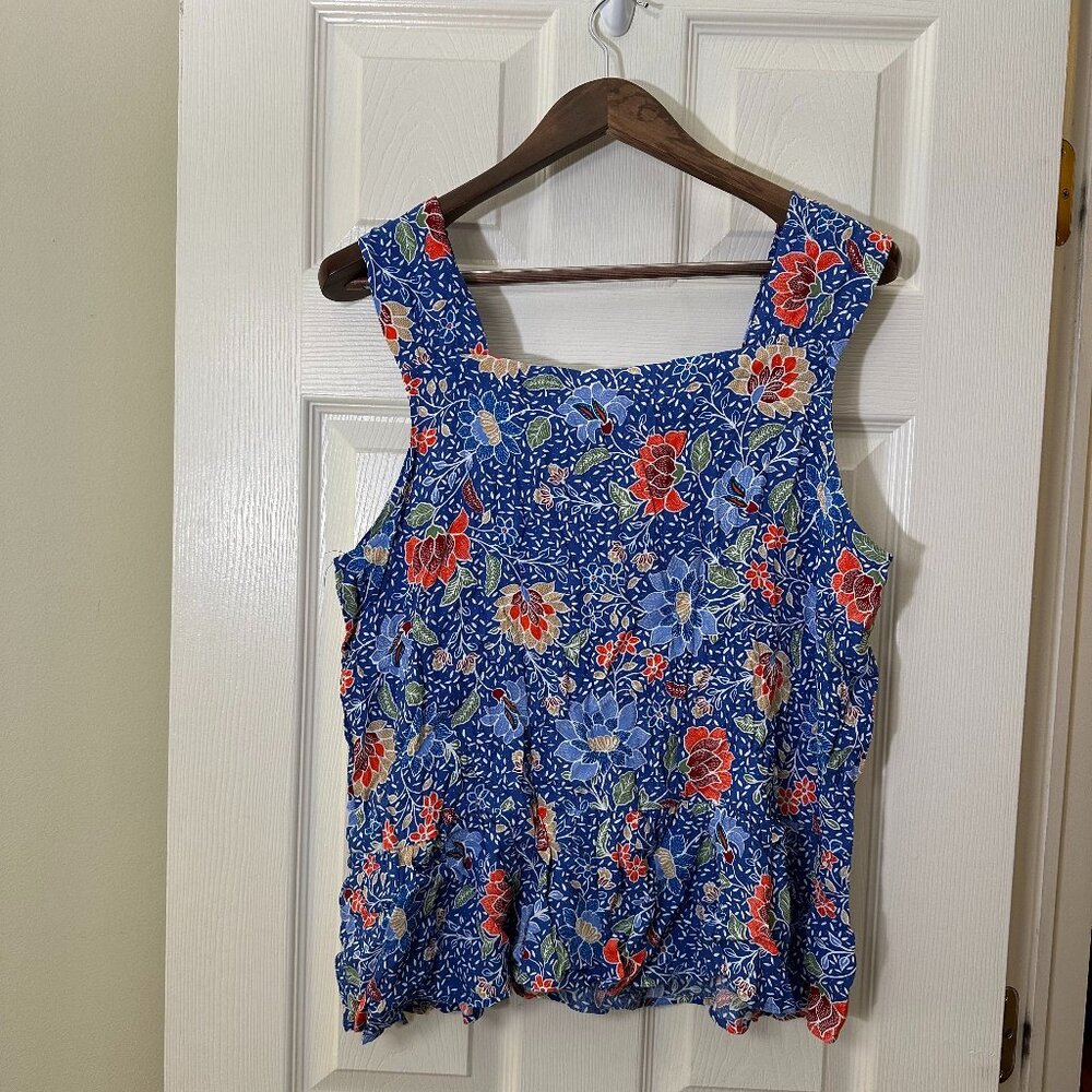 NWT: LOFT ROYAL BLUE FLORAL SLEEVELESS BLOUSE SIZE LARGE
